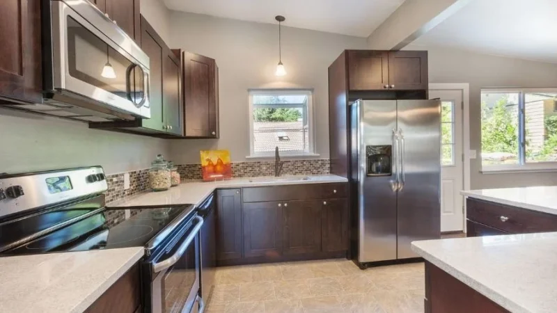 Kitchen-appliance
